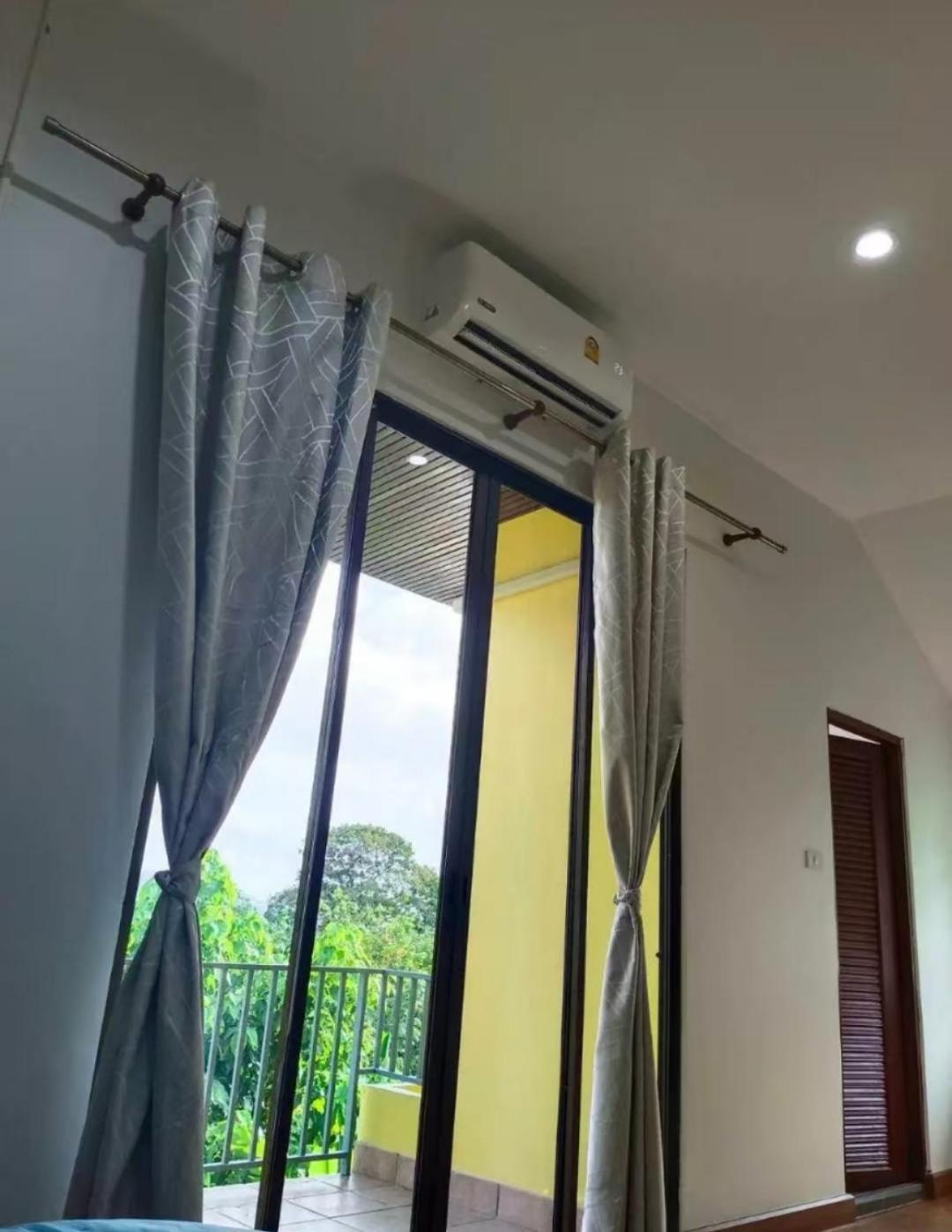 Yellow House Villa Patong